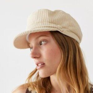 NWT Urban Outfitters Cream Cabbie Hat